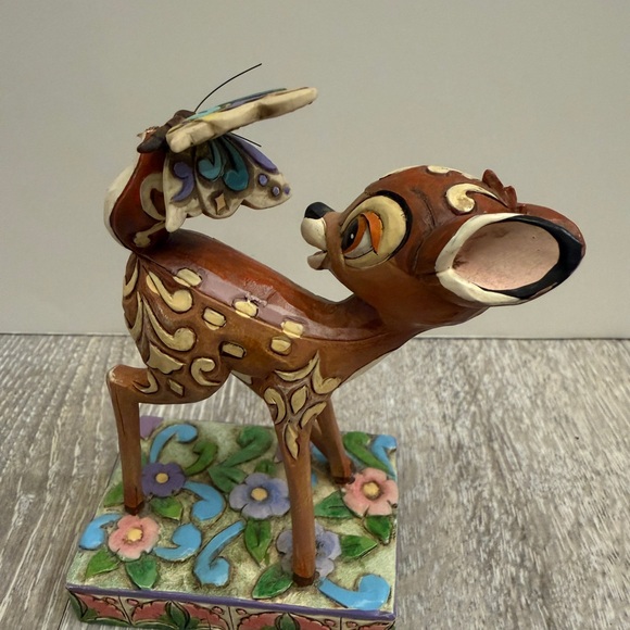 Walt Disney resin Bambi figurine
Wonders of Spring - Picture 3 of 9